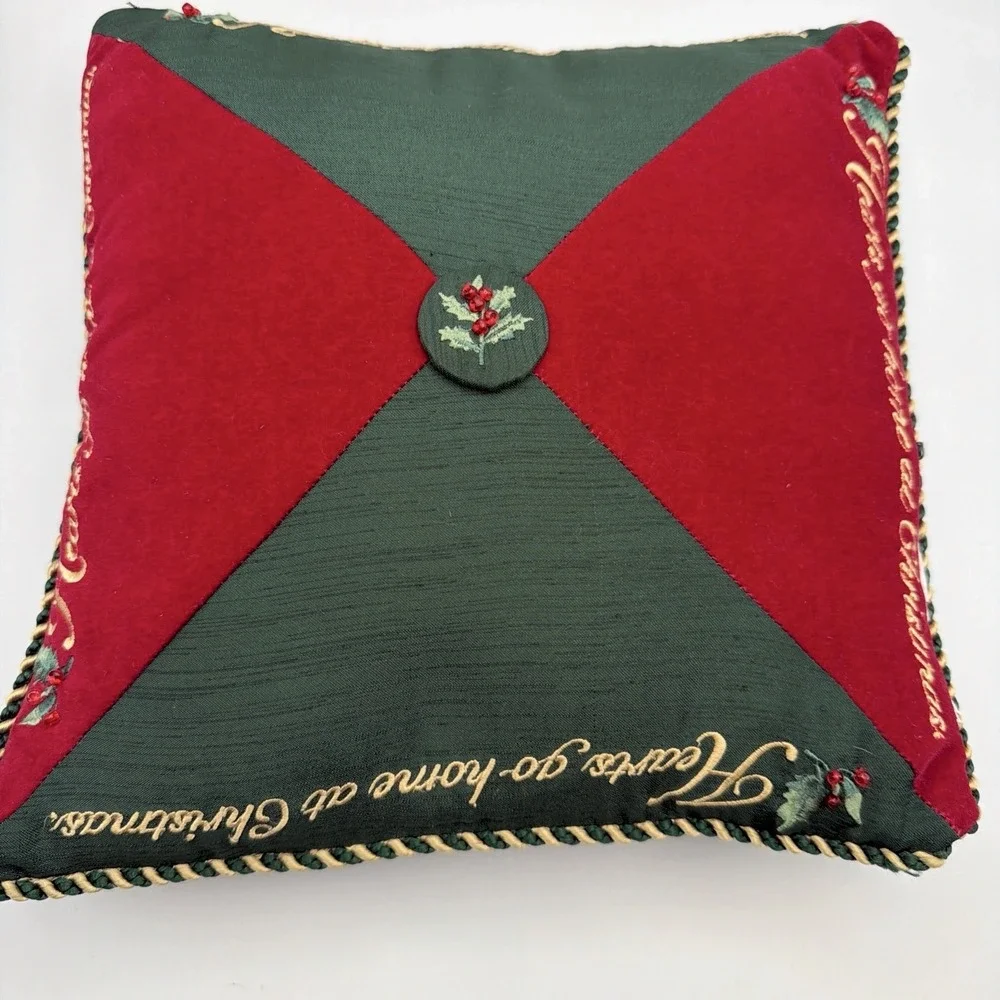 Merry Christmas Throw Pillow Hearts Go Home Embroidered Velvet Beaded 11x11